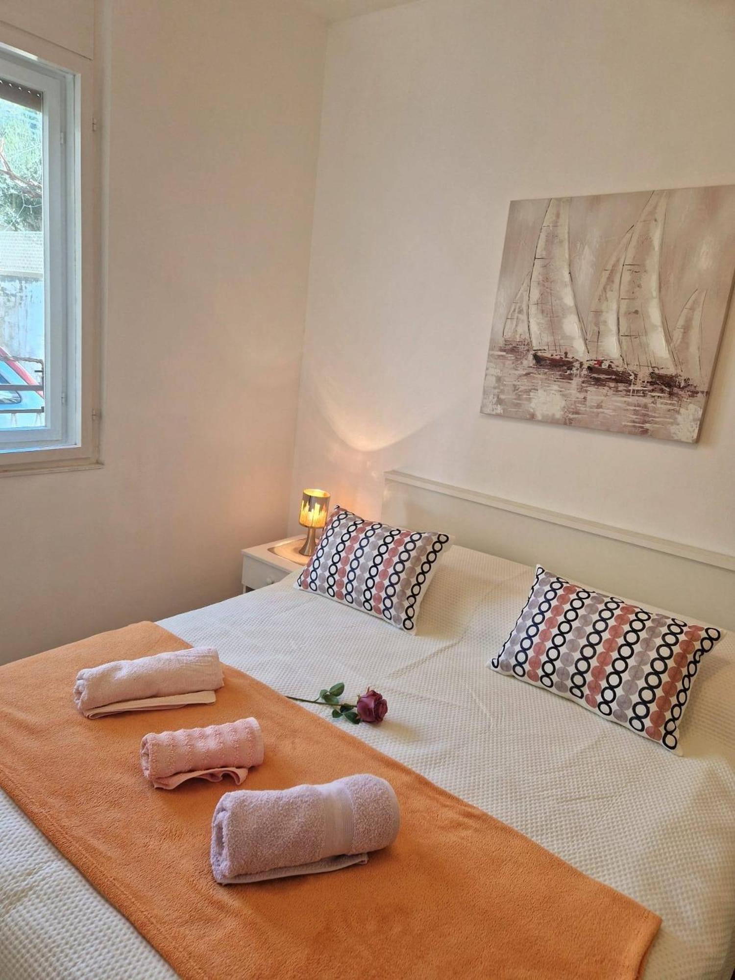 Apartments By The Sea Seget Donji, Trogir - 2029 Rom bilde